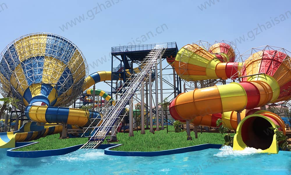 河南洛阳中赫梦幻水世界大喇叭、暴风谷组合