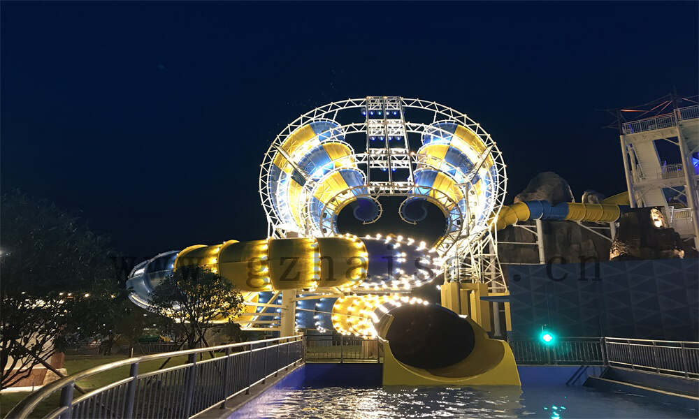 室内水上游乐设施中心：欢乐无限的水上乐园