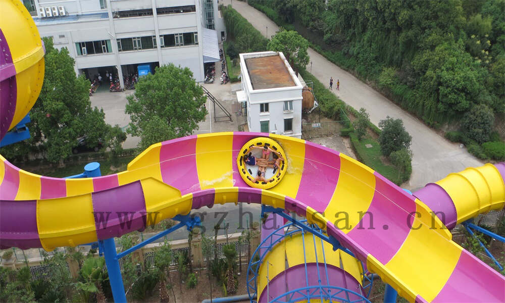 巧用水上乐园设备搭配，打造受欢迎的园子