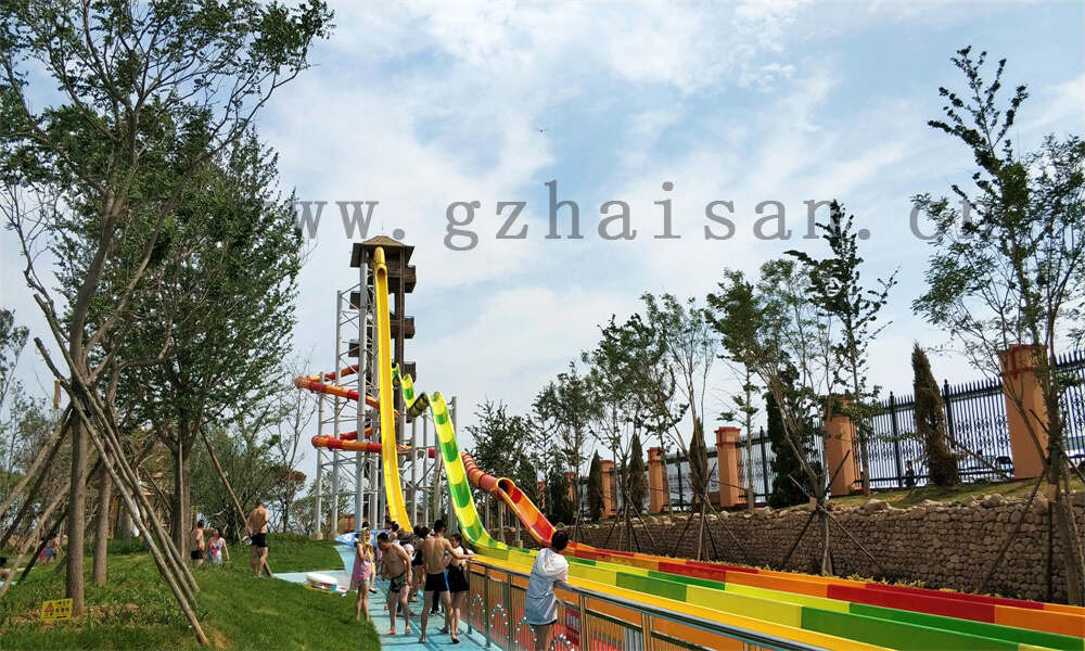 水上乐园的餐饮服务如何满足游客口味需求？