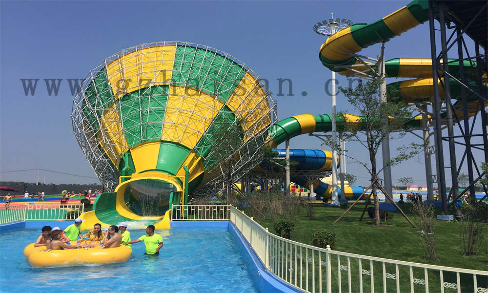 水上游乐设施滑梯厂家：打造刺激水上乐园体验